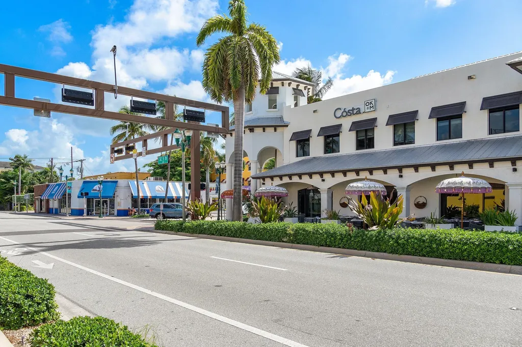 124 NE 5th Avenue Delray Beach FL
