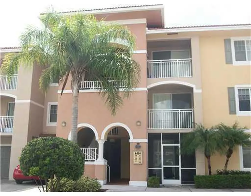 6410 Emerald Dunes Drive West Palm Beach FL 33411