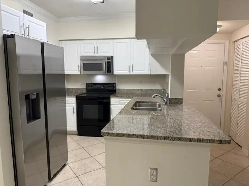 6410 Emerald Dunes Drive West Palm Beach FL 33411
