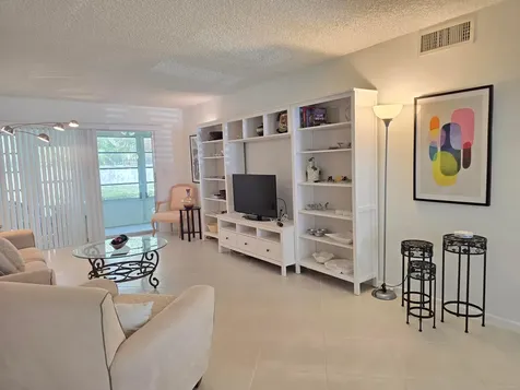 1901 Bermuda Circle Coconut Creek FL 33066