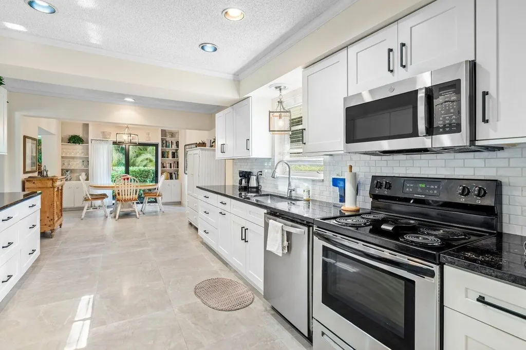4265 Shelldrake Lane Boynton Beach FL 33436