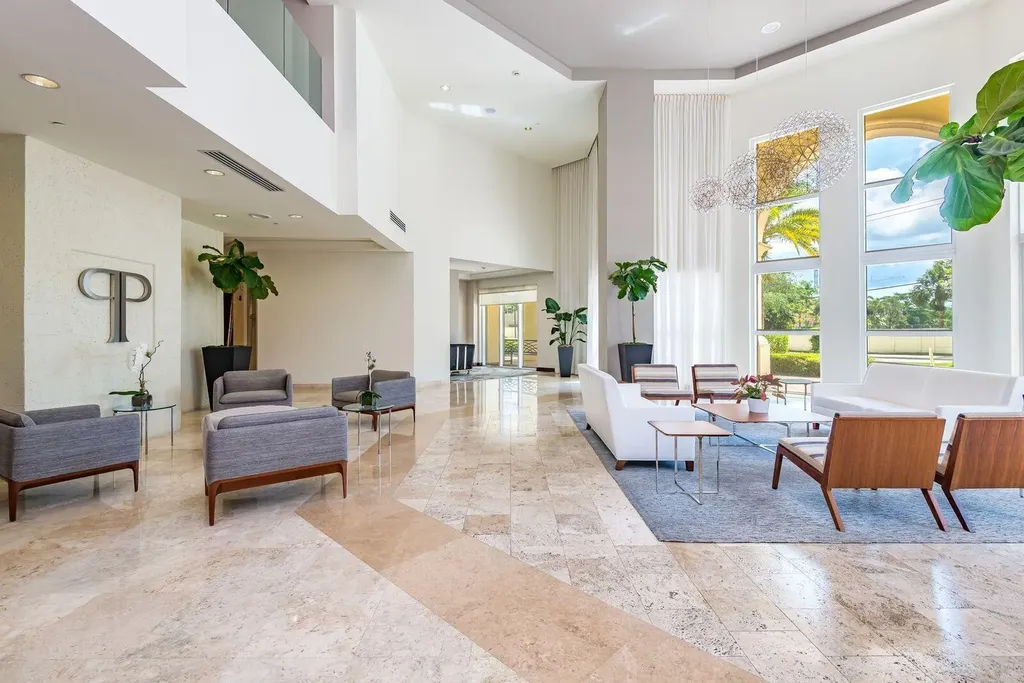 99 SE Mizner Boulevard Boca Raton FL 33432