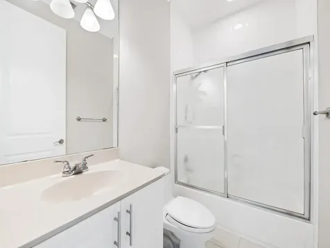 3434 NE 13th Avenue Oakland Park FL 33334