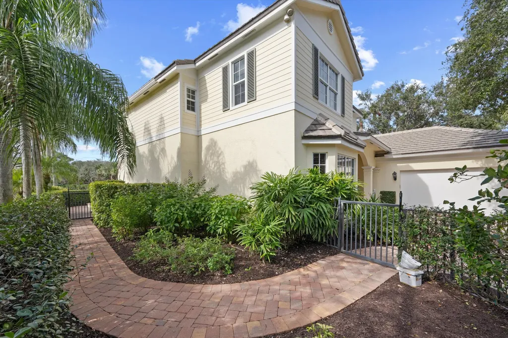 113 Caballo Lane Jupiter FL 33458