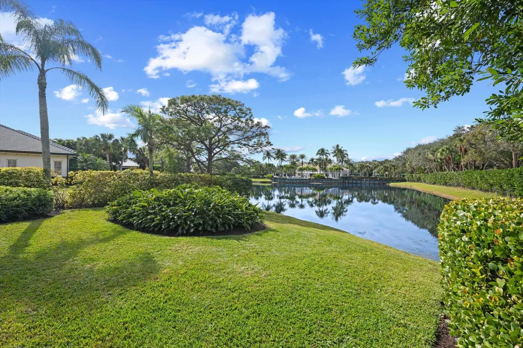 113 Caballo Lane Jupiter FL 33458