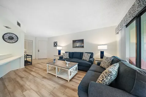 1605 S Us Highway 1 Jupiter FL 33477