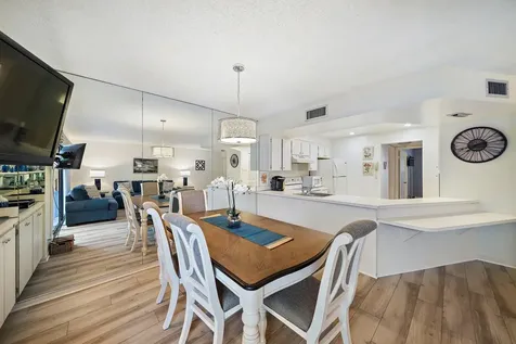 1605 S Us Highway 1 Jupiter FL 33477