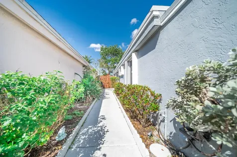 2051 NW 35th Terrace Coconut Creek FL 33066