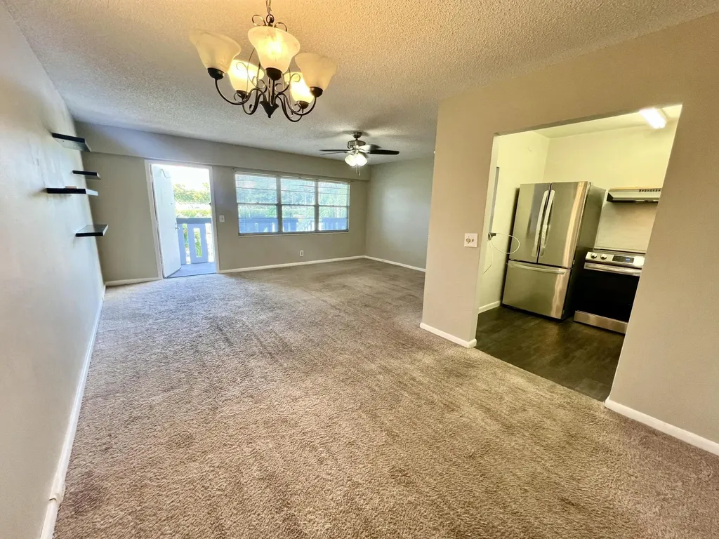 209 Suffolk E Boca Raton FL 33434