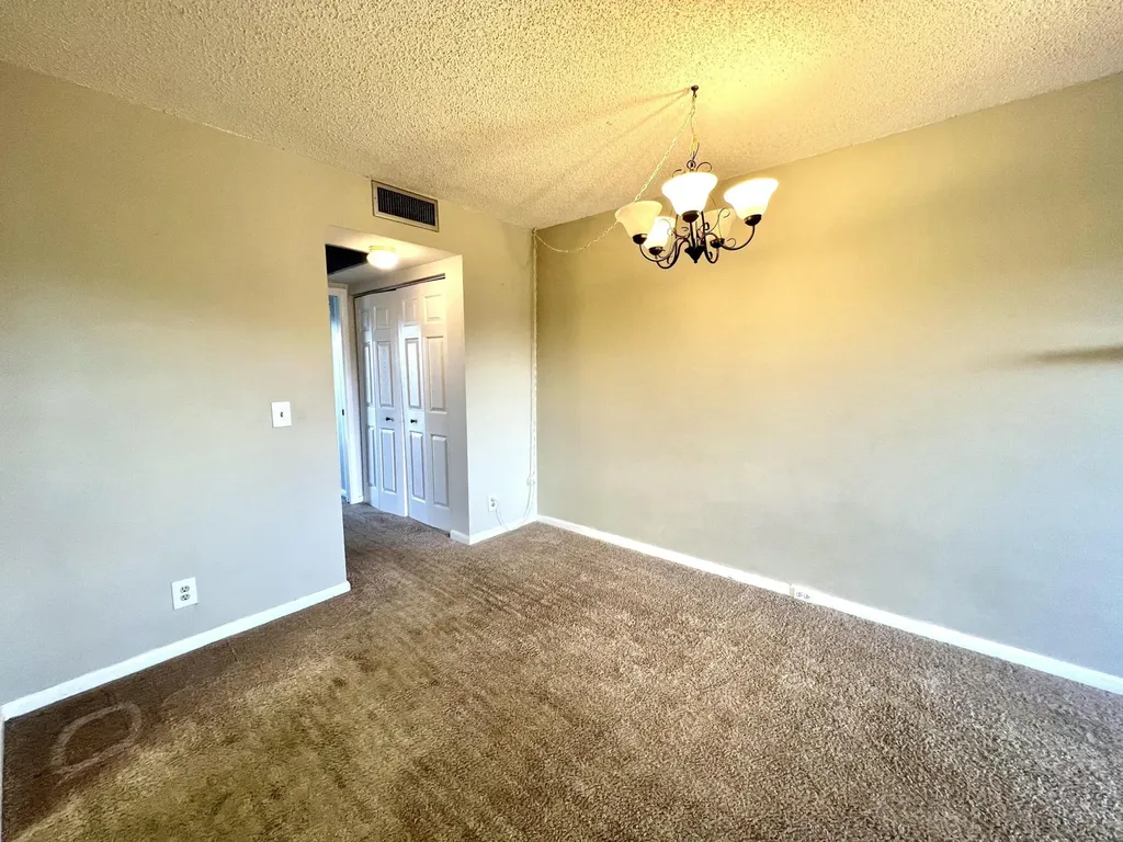 209 Suffolk E Boca Raton FL 33434