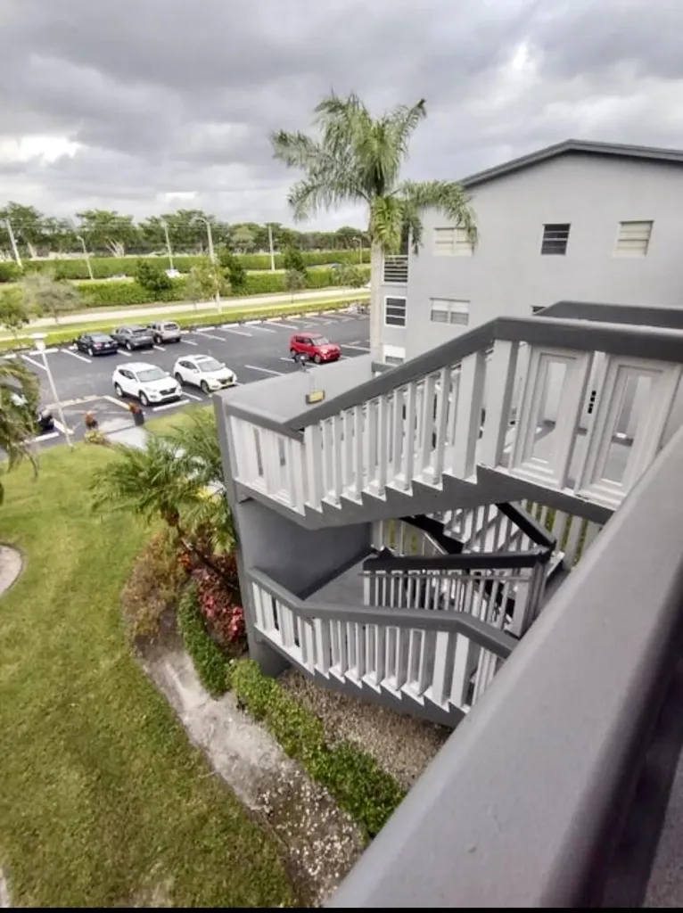 209 Suffolk E Boca Raton FL 33434