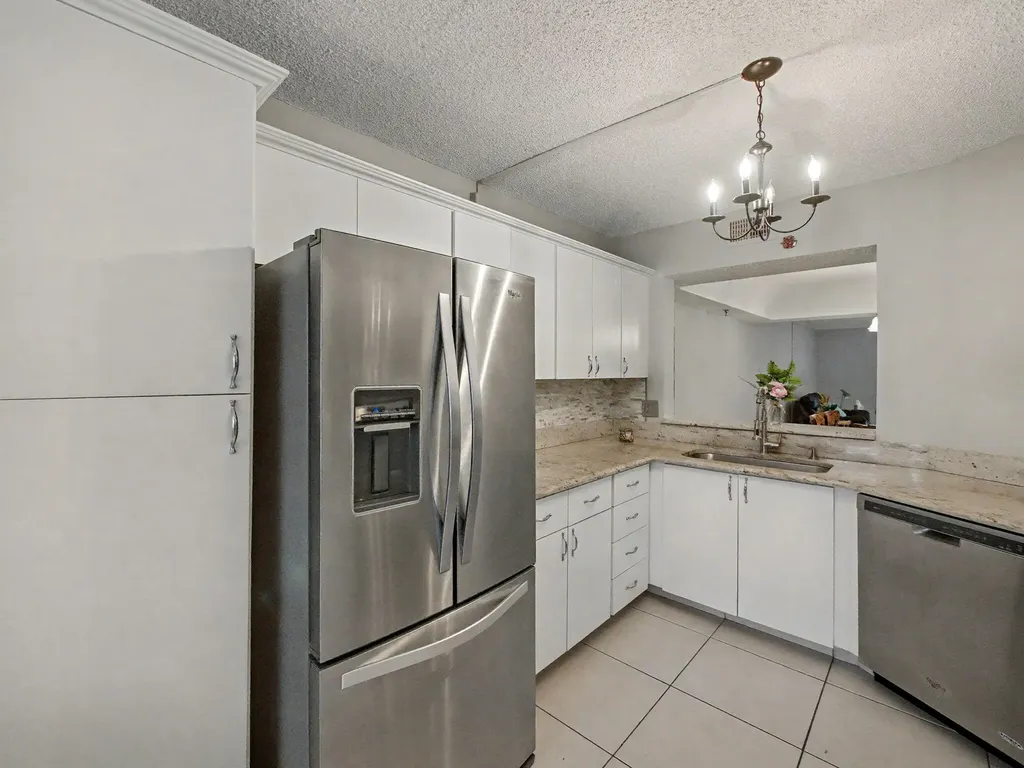 9220 SW 14th Street Boca Raton FL 33428