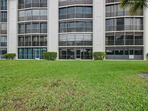 9220 SW 14th Street Boca Raton FL 33428