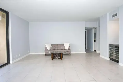 19355 Turnberry Way Miami FL 33180