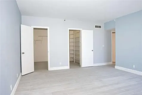 19355 Turnberry Way Miami FL 33180
