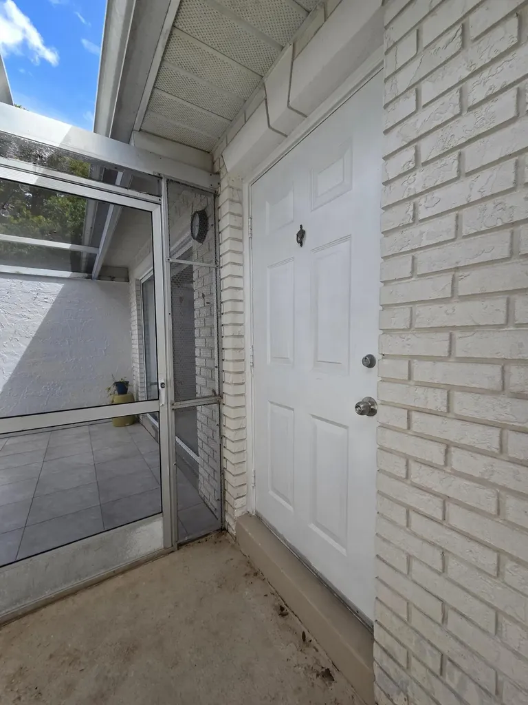 10100 S 43rd Trail S Boynton Beach FL 33436