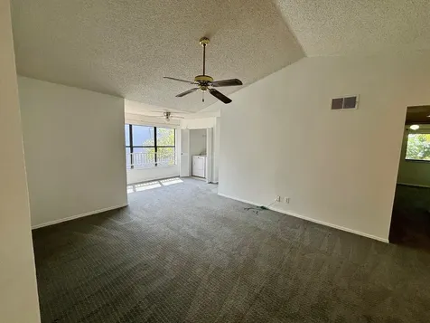 2796 S University Drive Davie FL 33328
