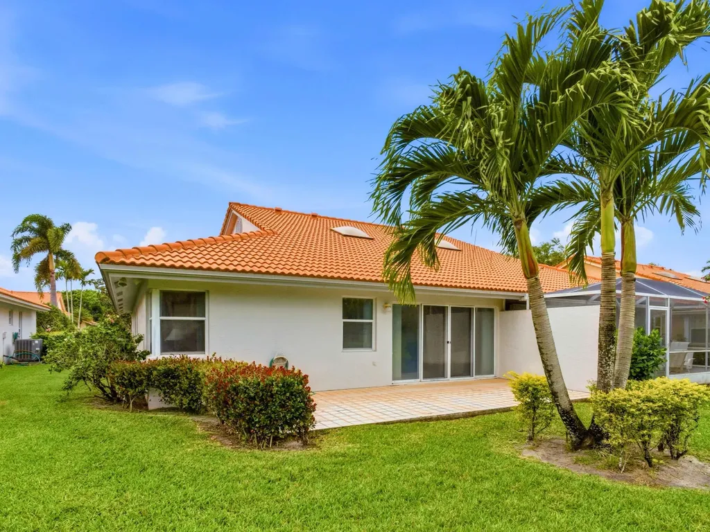 7615 Seafoam Court Boynton Beach FL 33437
