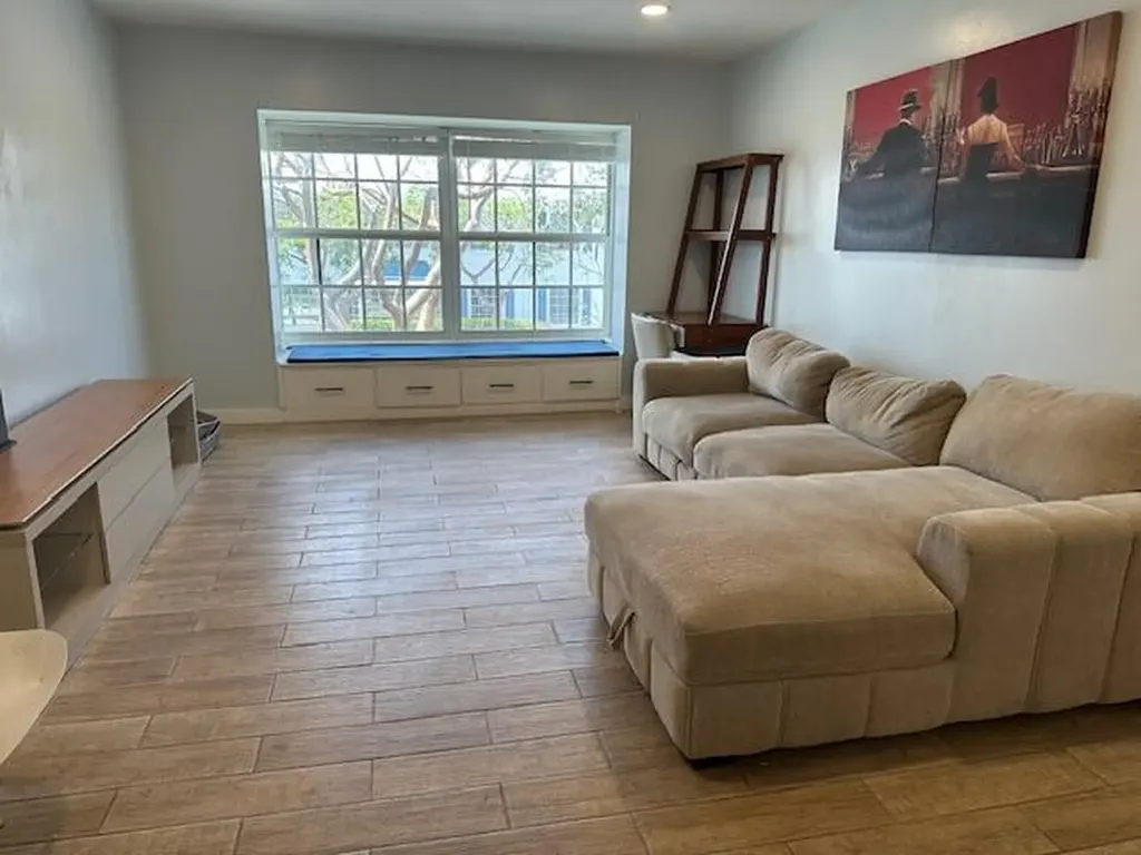 2220 NE 68th Street Fort Lauderdale FL 33308