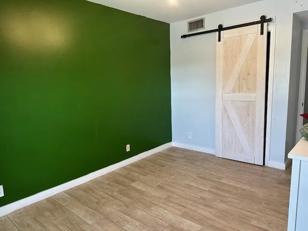2220 NE 68th Street Fort Lauderdale FL 33308