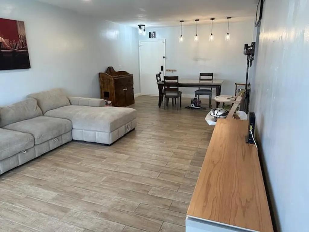 2220 NE 68th Street Fort Lauderdale FL 33308