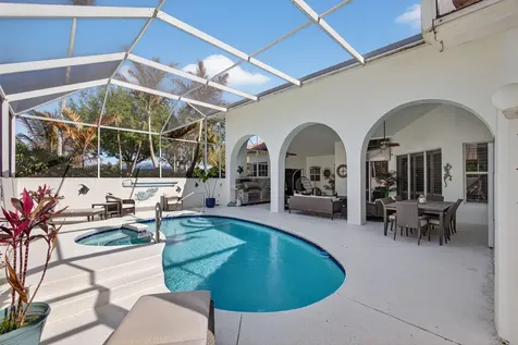 8075 SE Governors Way Hobe Sound FL 33455