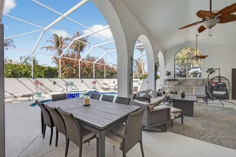 8075 SE Governors Way Hobe Sound FL 33455