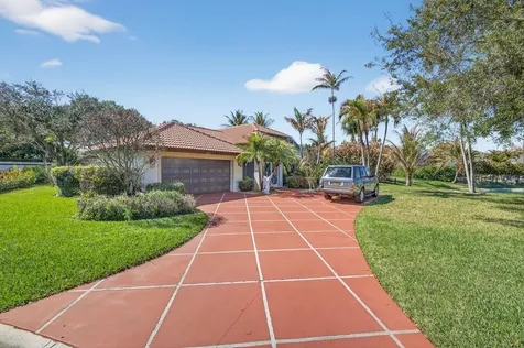 8075 SE Governors Way Hobe Sound FL 33455