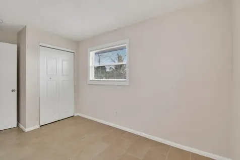1618 W 26th Court Riviera Beach FL 33404