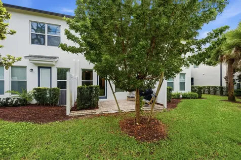 6125 Rancho Lane Greenacres FL 33415