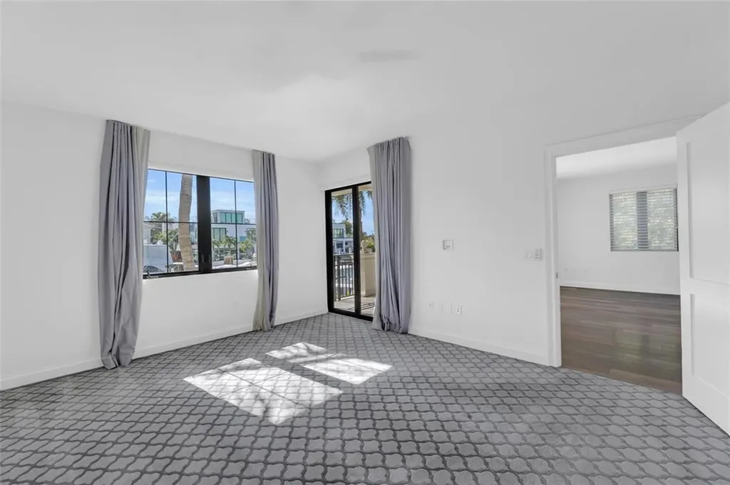 1532 SE 12th Street Fort Lauderdale FL 33316