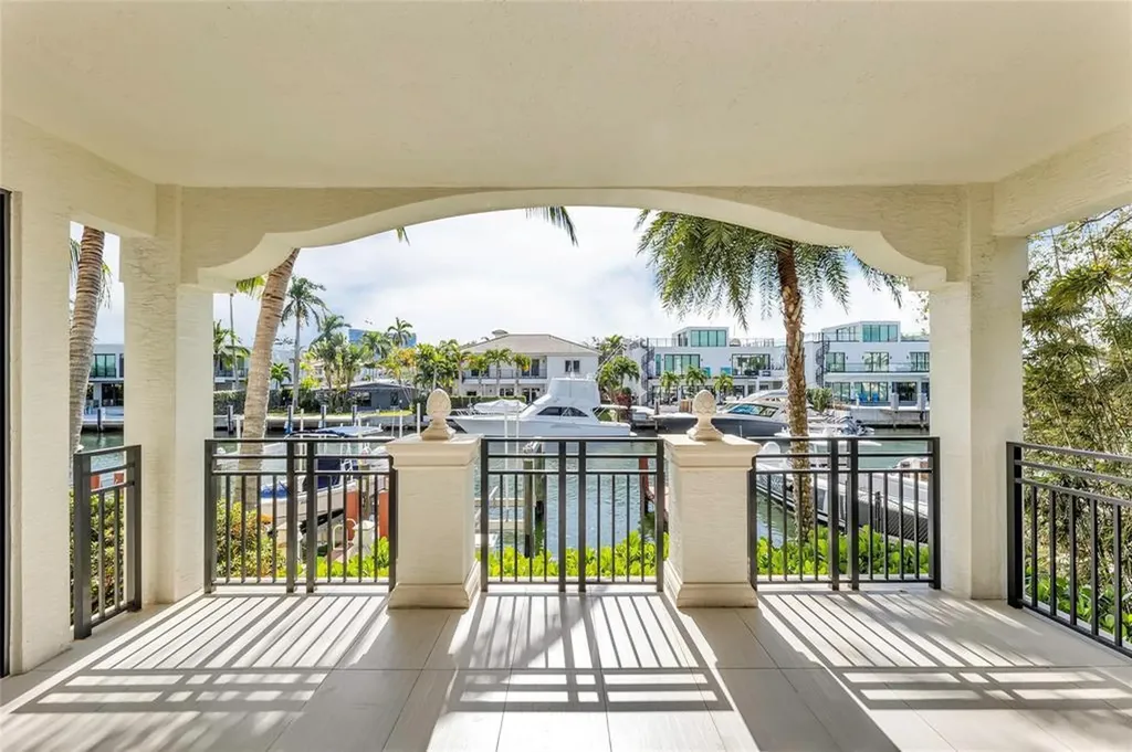 1532 SE 12th Street Fort Lauderdale FL 33316