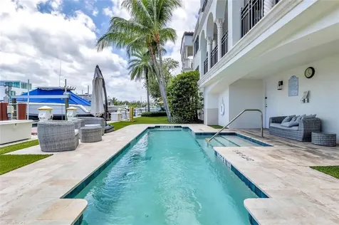 1532 SE 12th Street Fort Lauderdale FL 33316