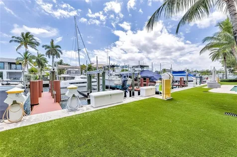 1532 SE 12th Street Fort Lauderdale FL 33316