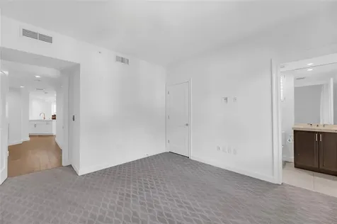 1532 SE 12th Street Fort Lauderdale FL 33316
