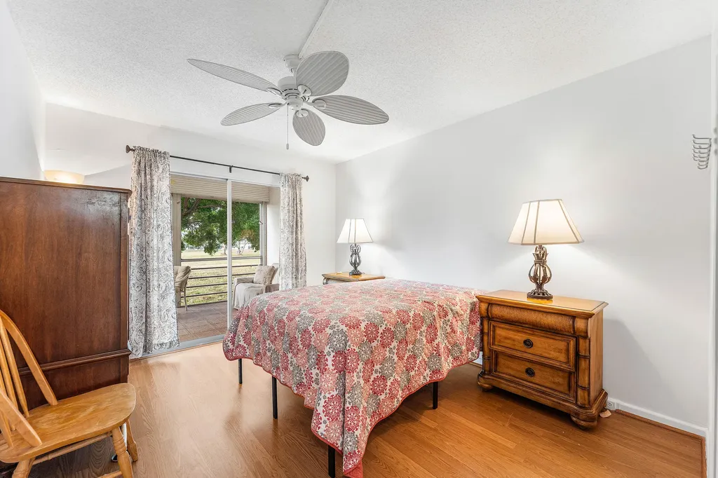 2016 Ventnor Crescent Deerfield Beach FL 33442