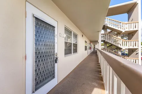 2016 Ventnor Crescent Deerfield Beach FL 33442