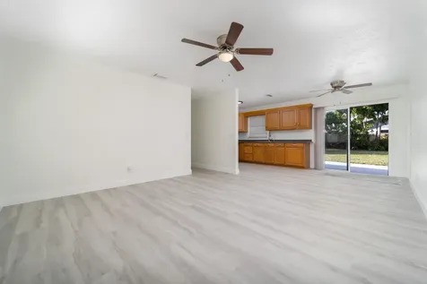 481 SW Voltair Terrace Port St Lucie FL 34984