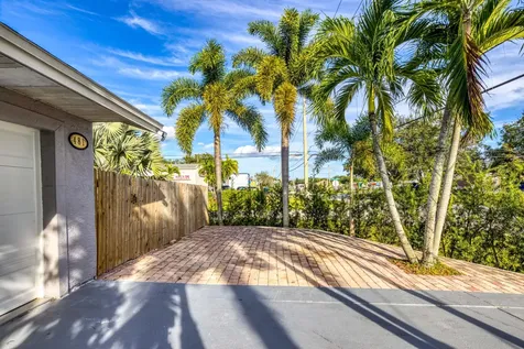 481 SW Voltair Terrace Port St Lucie FL 34984