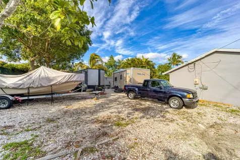 481 SW Voltair Terrace Port St Lucie FL 34984