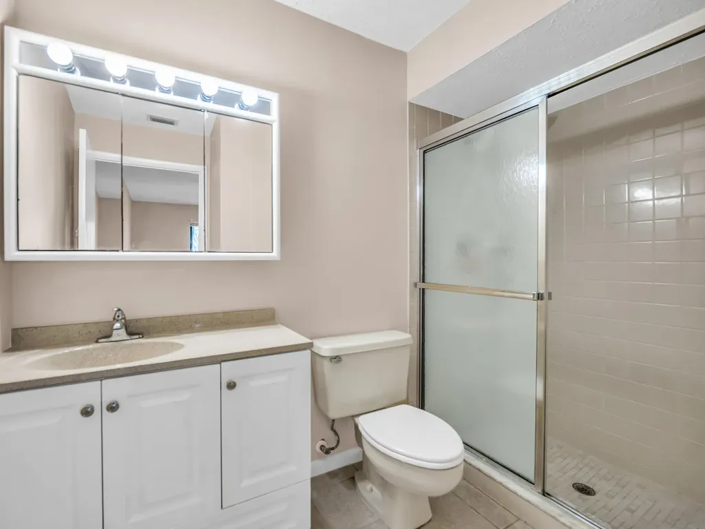 151 Cape Coral Parkway W Cape Coral FL 33914