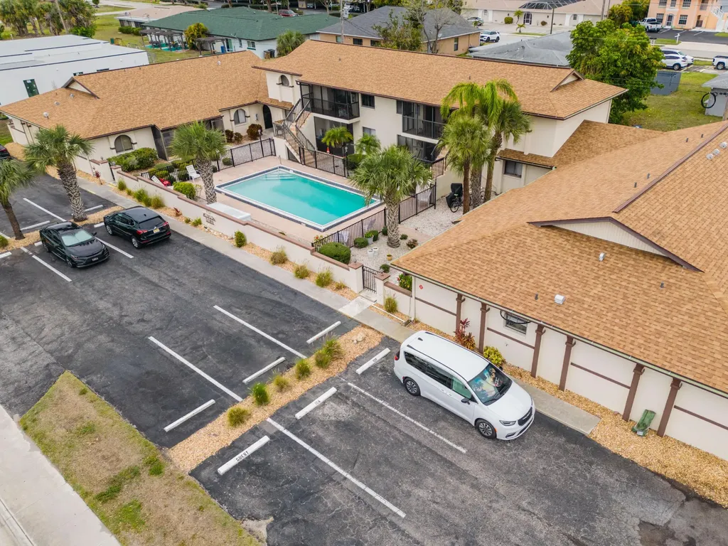 151 Cape Coral Parkway W Cape Coral FL 33914