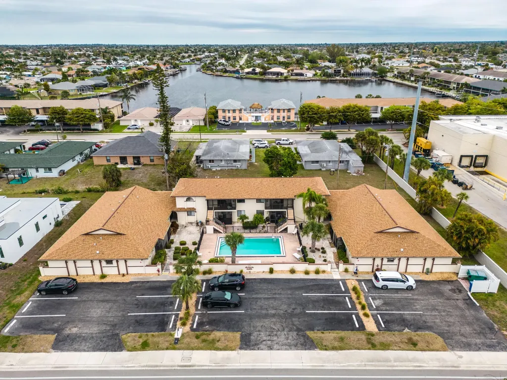 151 Cape Coral Parkway W Cape Coral FL 33914