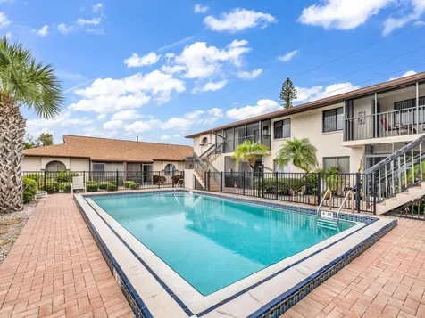 151 Cape Coral Parkway W Cape Coral FL 33914