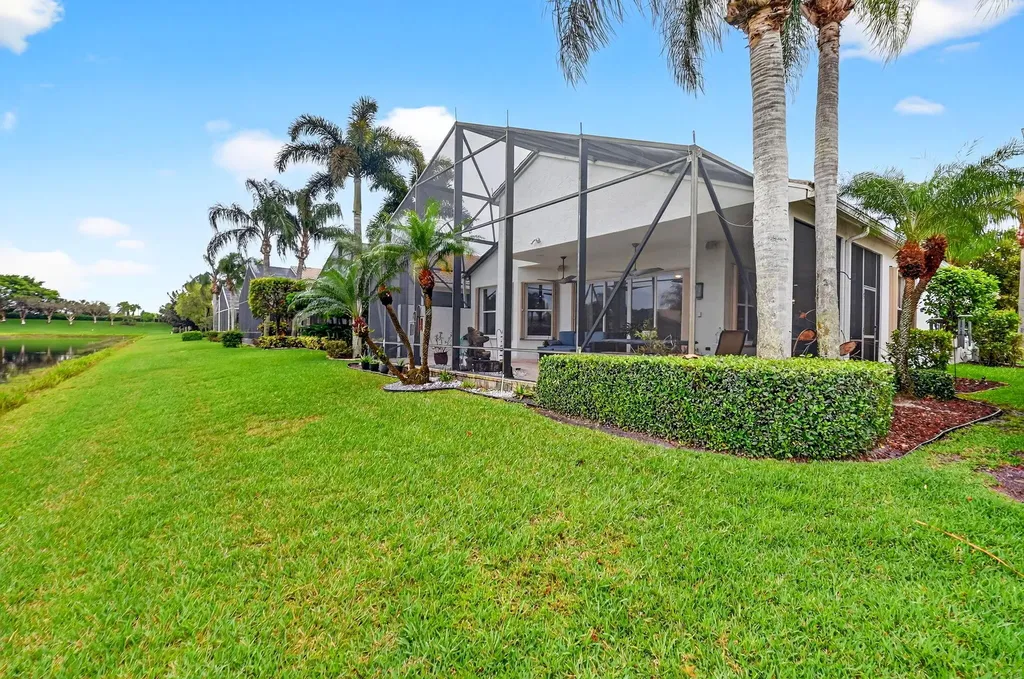 8227 Seahorse Cove Boulevard Lake Worth FL 33467