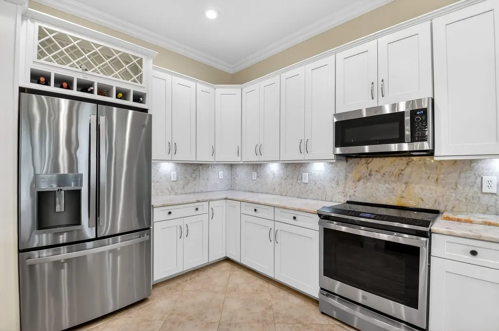 8227 Seahorse Cove Boulevard Lake Worth FL 33467