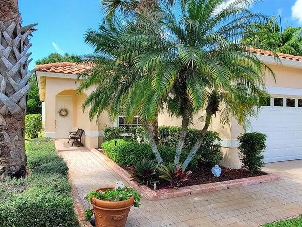 430 NW Lismore Lane Port St Lucie FL 34986