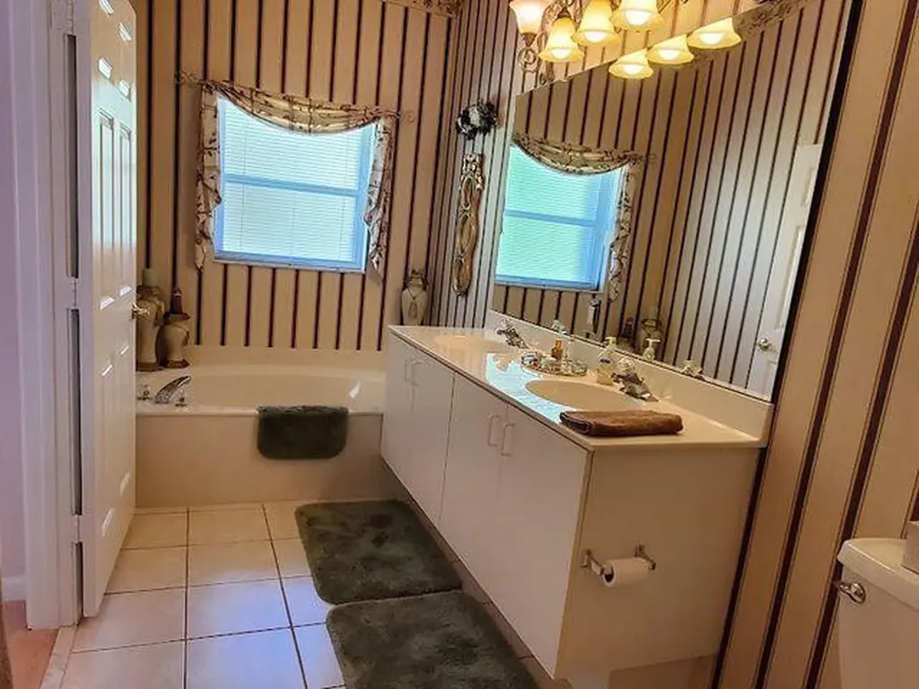 430 NW Lismore Lane Port St Lucie FL 34986