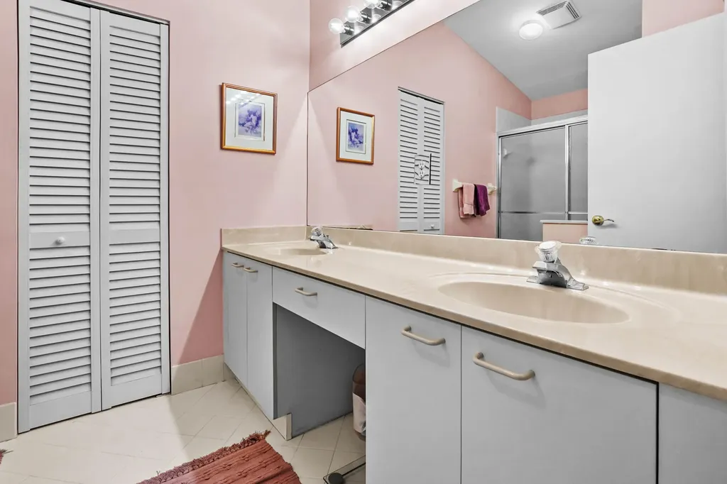 7851 Oak Grove Circle Lake Worth FL 33467