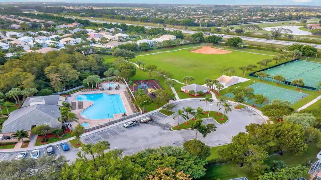 7851 Oak Grove Circle Lake Worth FL 33467